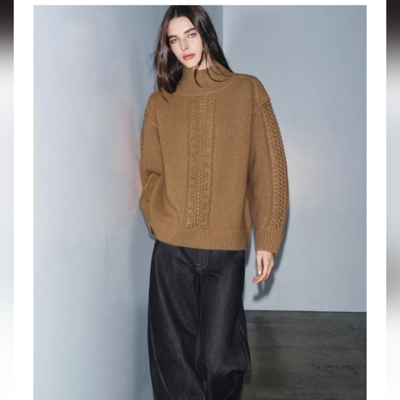 Zara 100% Wool  Sweater - Picture 2 of 7